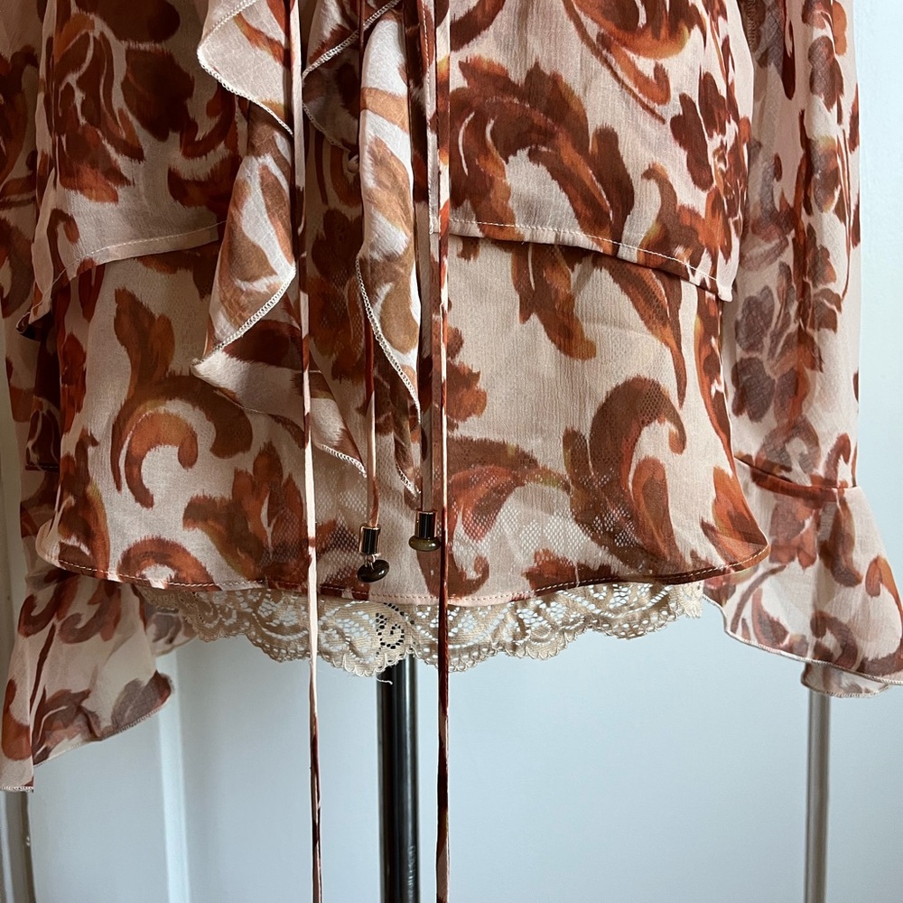 Floral Ruffle Tie-Front Blouse - Picture 2 of 4
